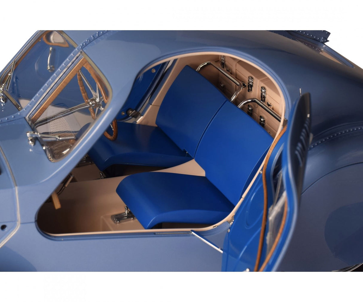 Ixo (Parent) Full Kit Bugatti Sc57 Atlantic 1/8 Scale Metal Kit