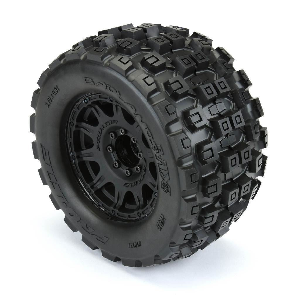 Proline 1/8 Badlands Mx38 F/R 3.8In Mt Tires Mounted 17mm Blk Raid (2