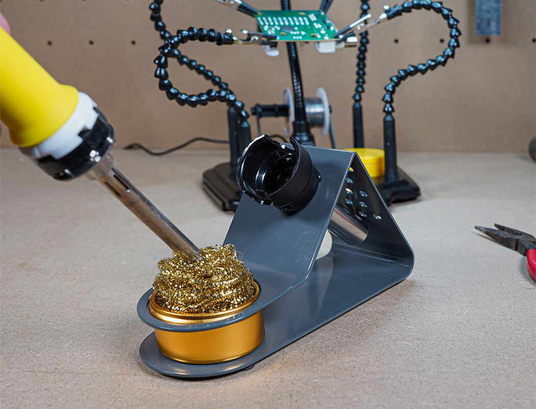 Cml Soldering Iron Stand With Tip Cleaning Ball