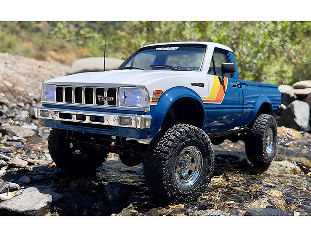 Rc4Wd Trail Finder2 Rtr With 1982 Toyota Pickup Hard Body Blue