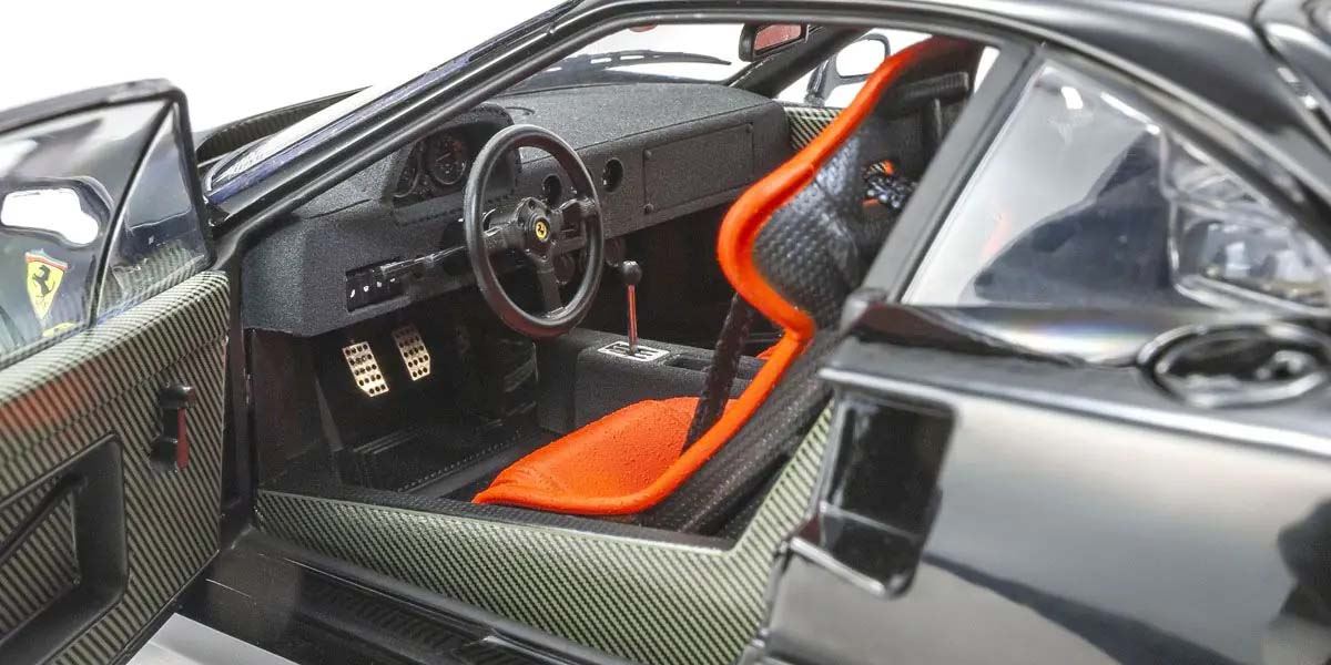 Kyosho 1:18 Ferrari F40 Black 1987 Die-Cast Collection