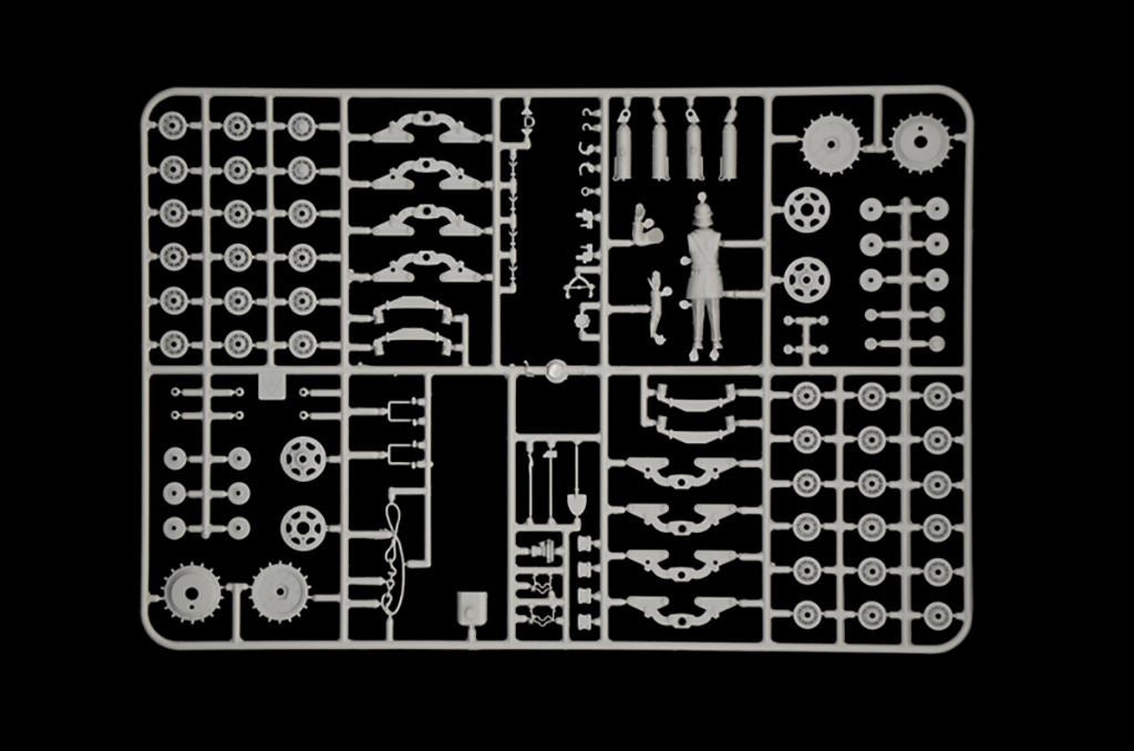 Italeri M14/41 with Italian Inf. RR