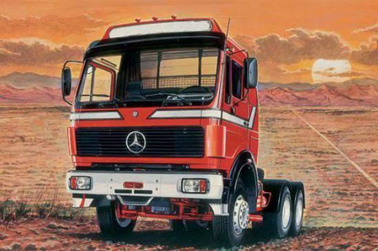 Italeri 1/24 Mercedes Benz 2238 6X4