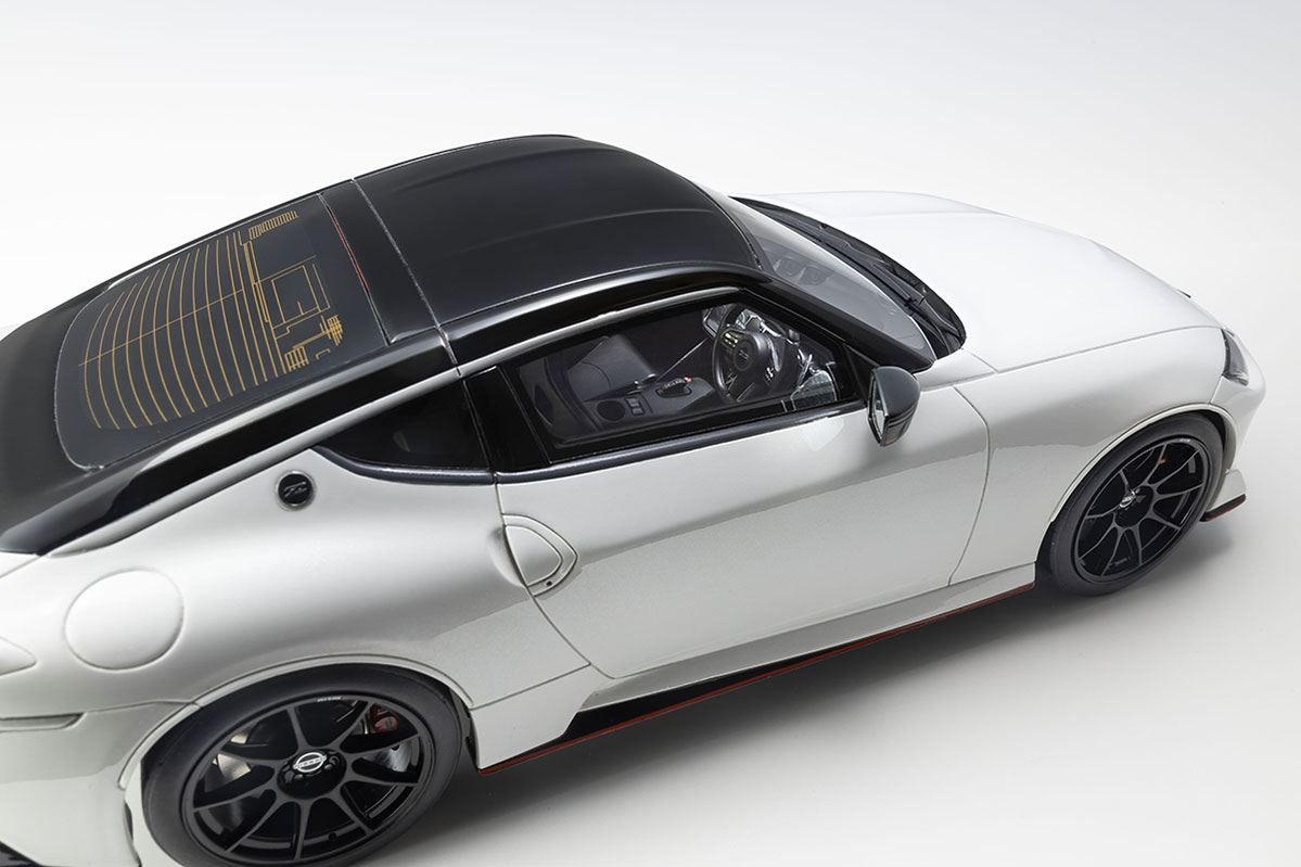 Kyosho 1:18 Resin Samurai Collection Nissan Fairlady Z 2024 White