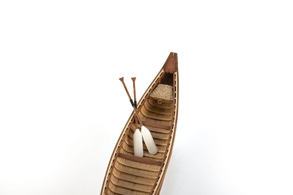 Artesania 1/16 The Indian Girl Canoe
