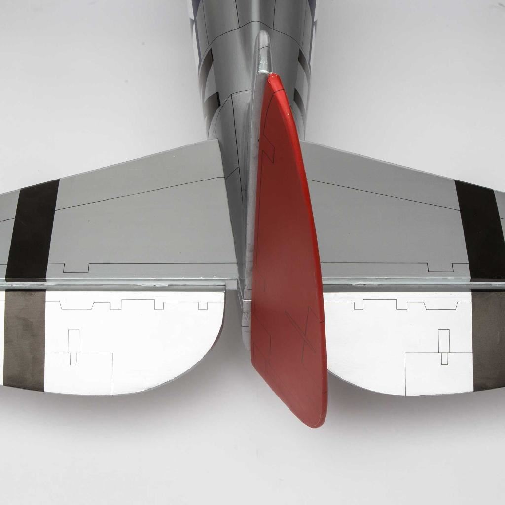 Hangar 9 P-47D Thunderbolt 20Cc Arf, 67In