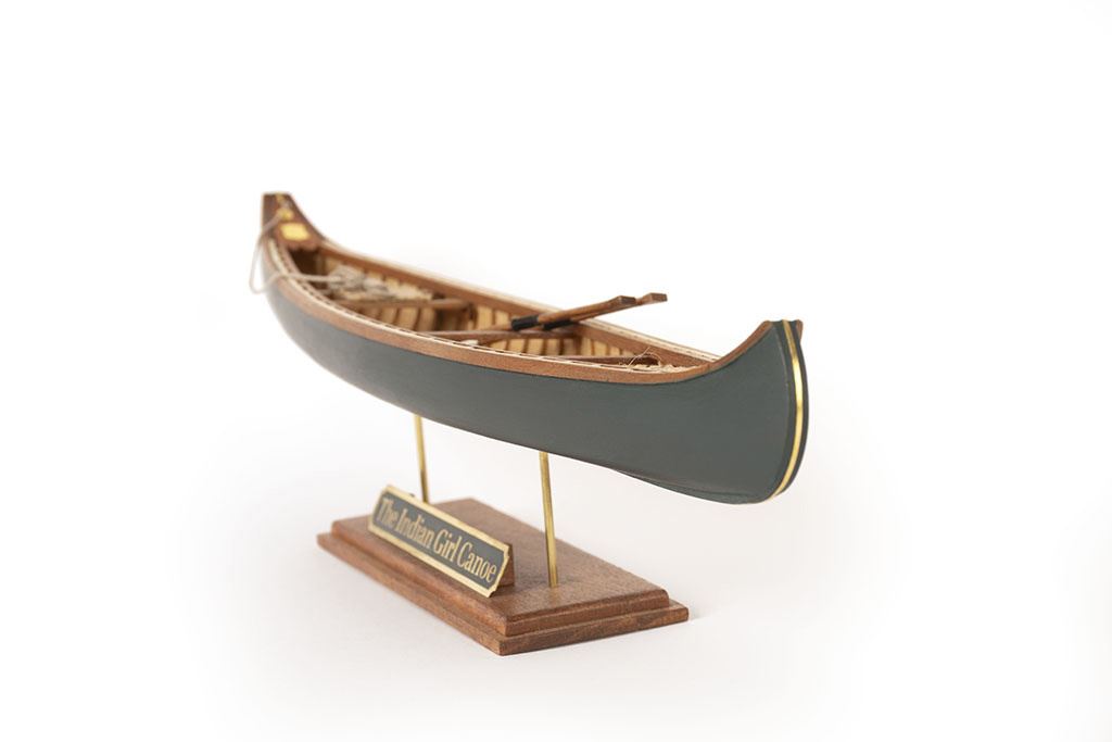 Artesania 1/16 The Indian Girl Canoe
