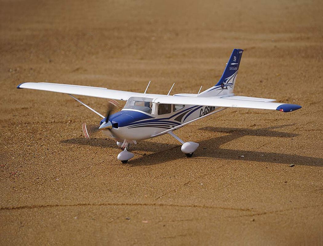 FMS 1500mm CESSNA 182 PNP BLUE