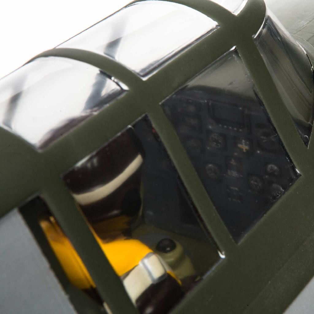 Hangar 9 P-47D Thunderbolt 20Cc Arf, 67In