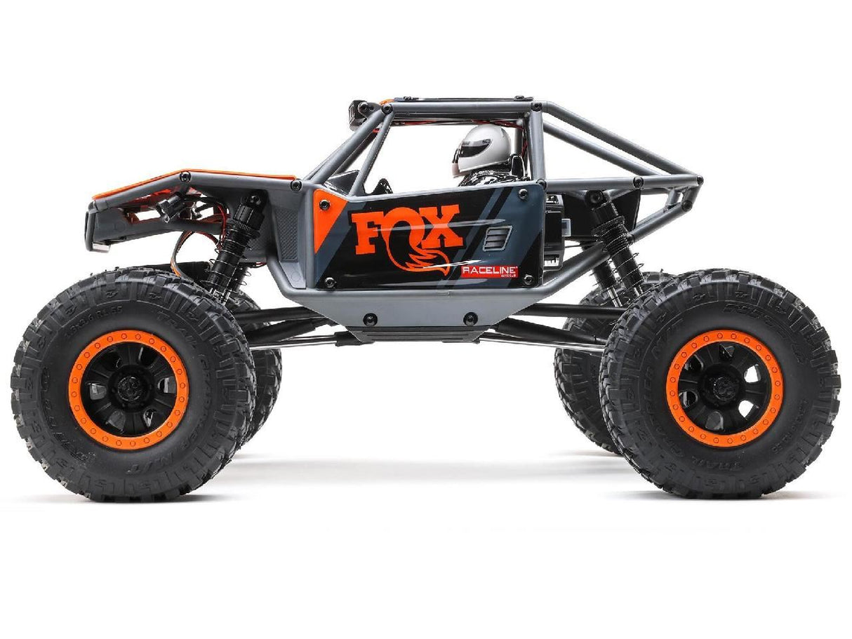 Axial 1/18 UTB18 Capra 4WD Unlimited Trail Buggy RTR, Grey