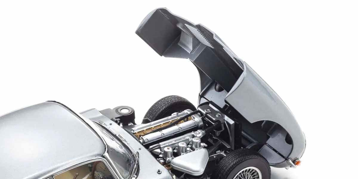 Kyosho 1:18 Jaguar E-Type 3.8L Coupe Mk1 1961 Gun Metal