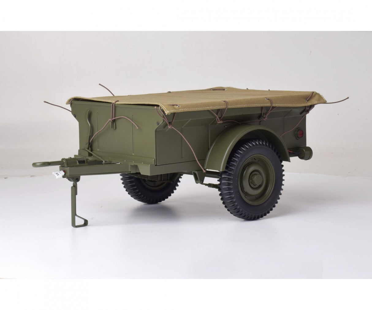 Ixo (Parent) Full Kit Willys & Acc. 1/8 Scale Metal Kit