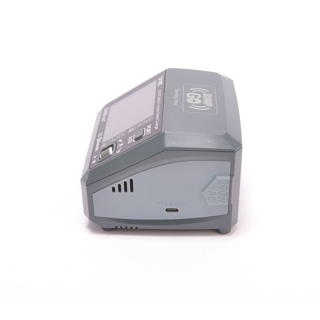 SKY RC D200neo - NFC Version - AC/DC Charger