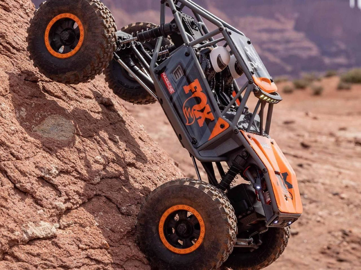 Axial 1/18 UTB18 Capra 4WD Unlimited Trail Buggy RTR, Grey