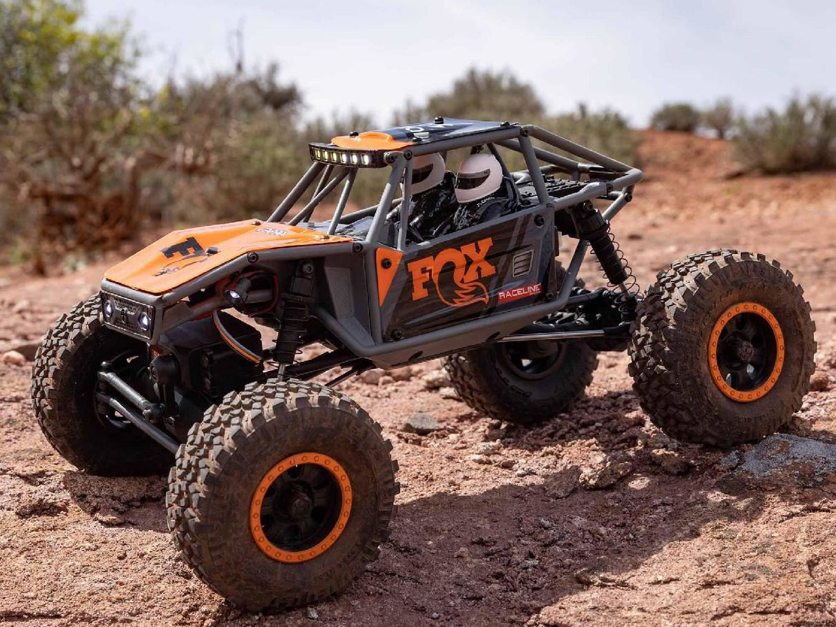 Axial 1/18 UTB18 Capra 4WD Unlimited Trail Buggy RTR, Grey