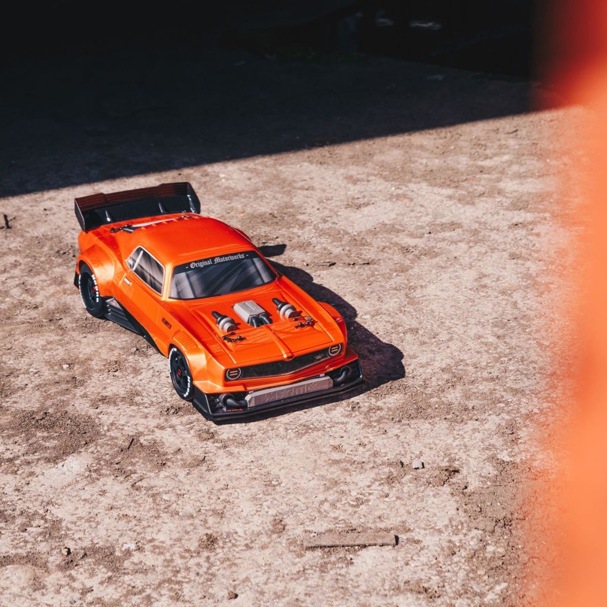 Arrma Felony 1/7 6S BLX Resto-mod Muscle Car Orange - ARA7617V2T2