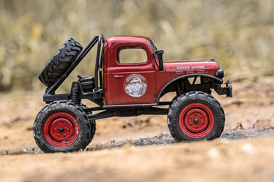 FMS FCX 1/24TH POWER WAGON SCALER RTR - RED