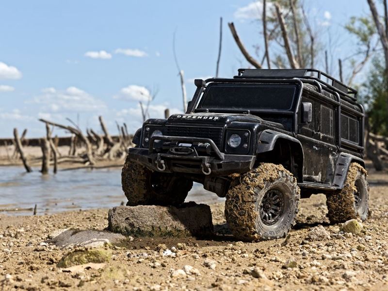 Traxxas TRX-4 Land Rover Defender 110 - Black