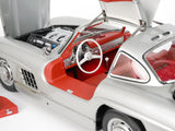 Ixo (Parent) Mercedes 300 Sl Silver 1/8 Scale Full Metal Kit