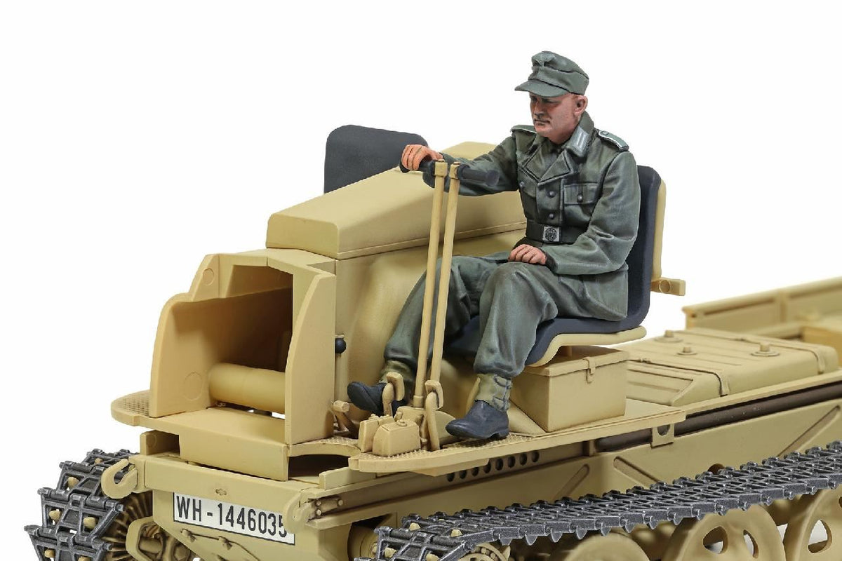 Tamiya 1/35 Rso/01 German Tractor