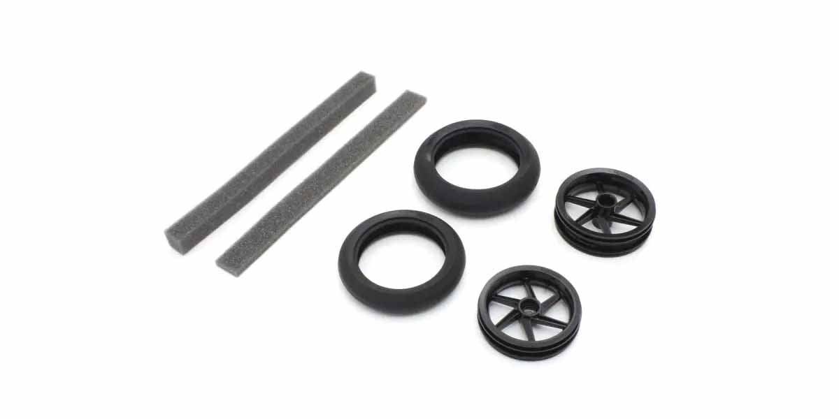 Kyosho Hanging-On Racer High Grip Tyres & Wheels (2)