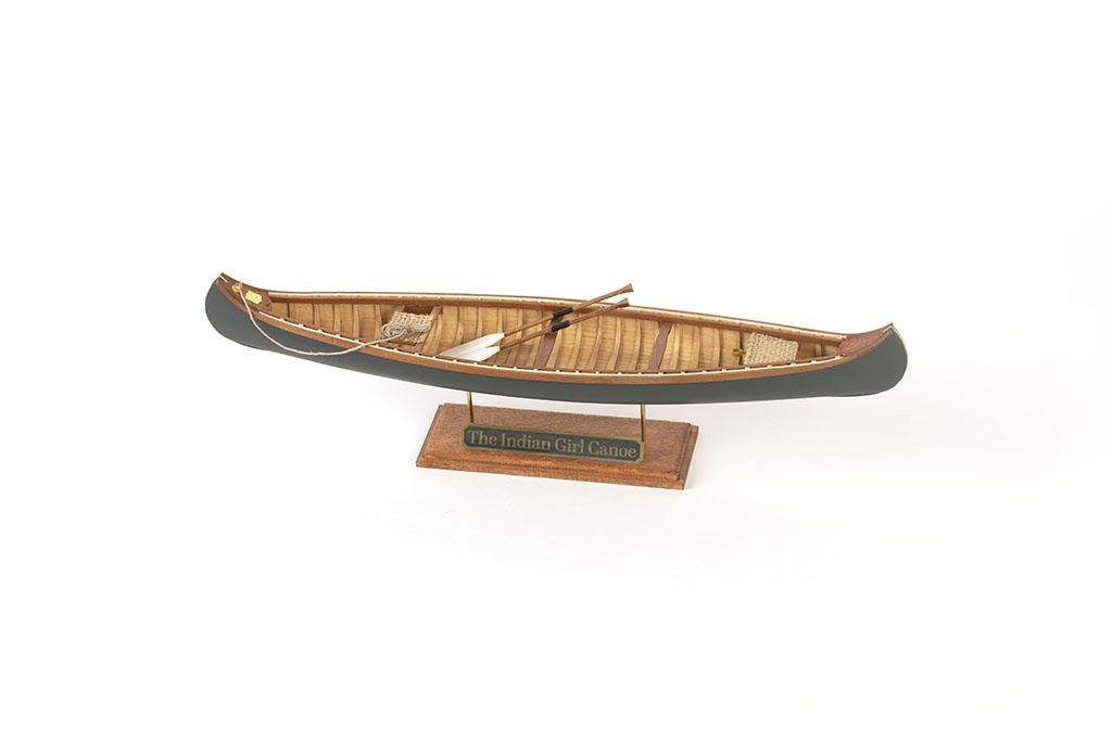 Artesania 1/16 The Indian Girl Canoe
