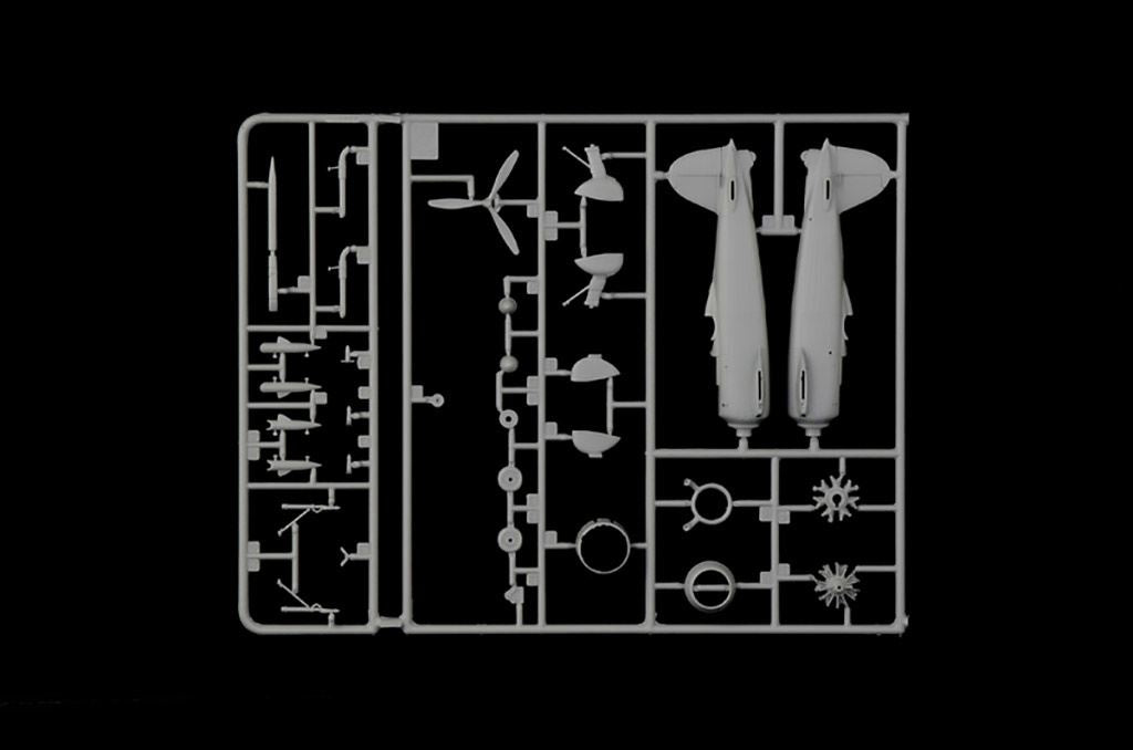 Italeri CR 42 Falco - Battle of Britain 80th Anniv
