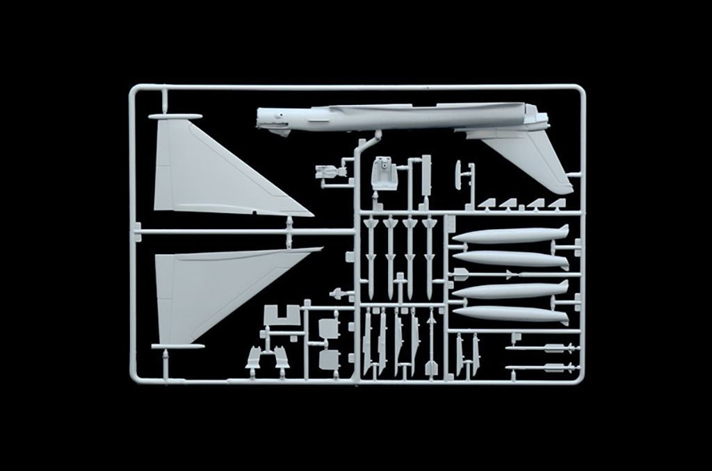 Italeri RAF Eurofighter Typhoon EF-2000