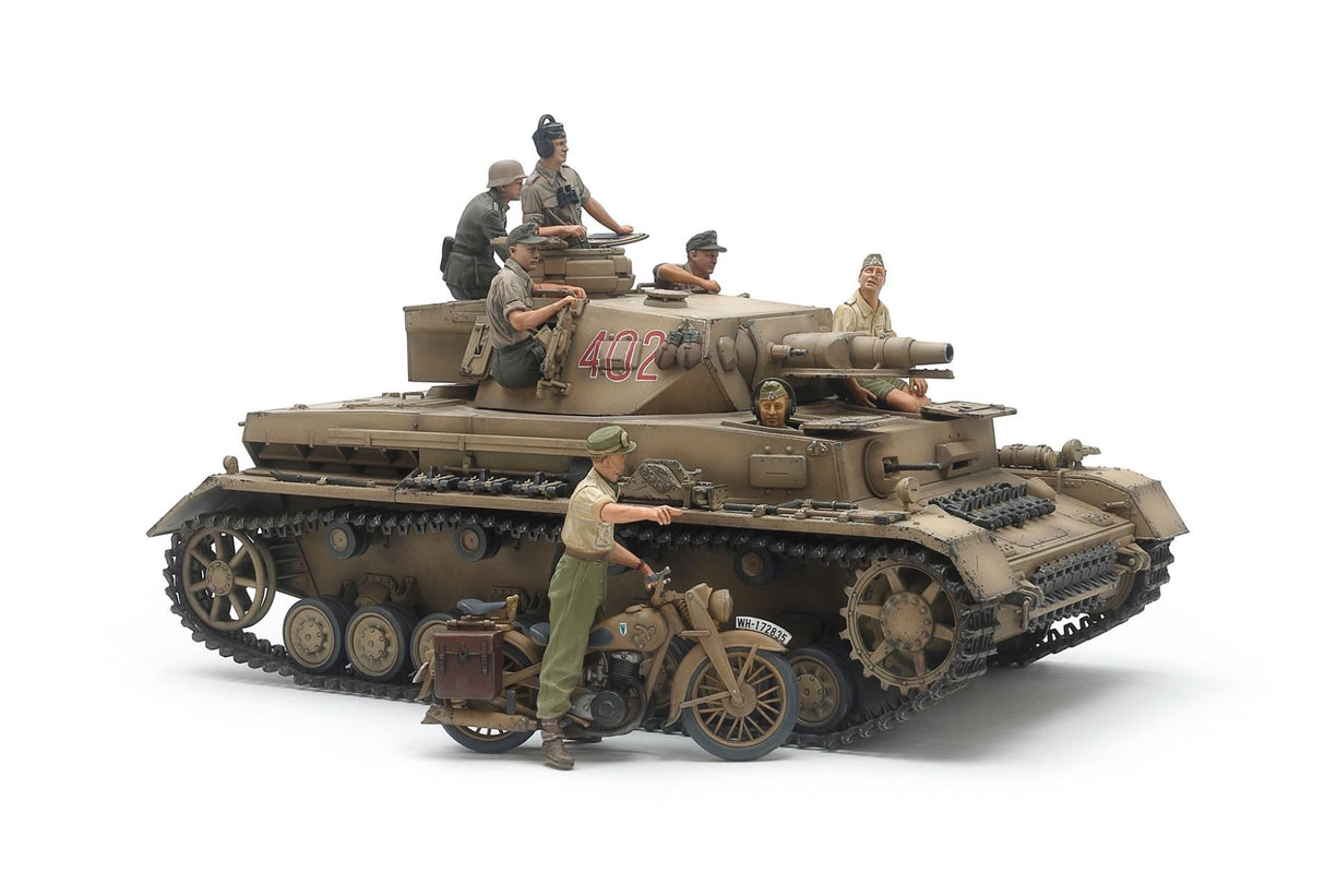 TAMIYA IV.F & MOTORCYCLE N. AFRICA