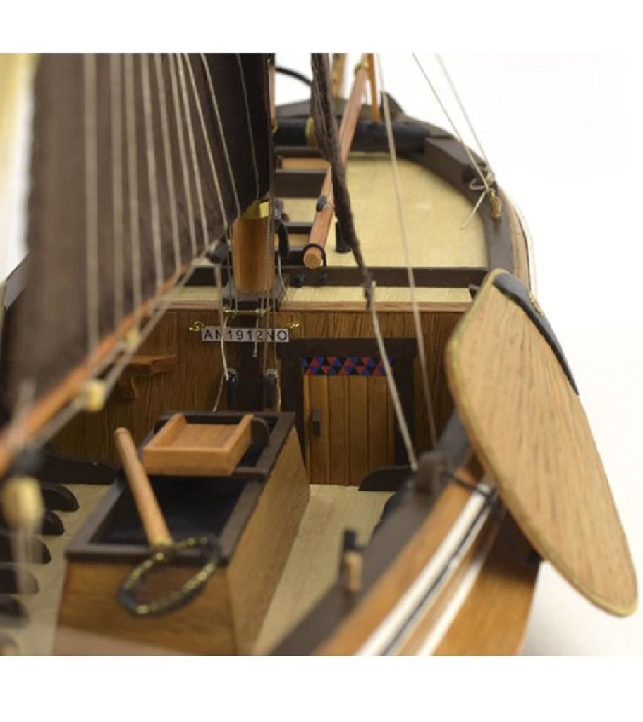 Artesania 1/35 Botter - Dutch Fishing Boat