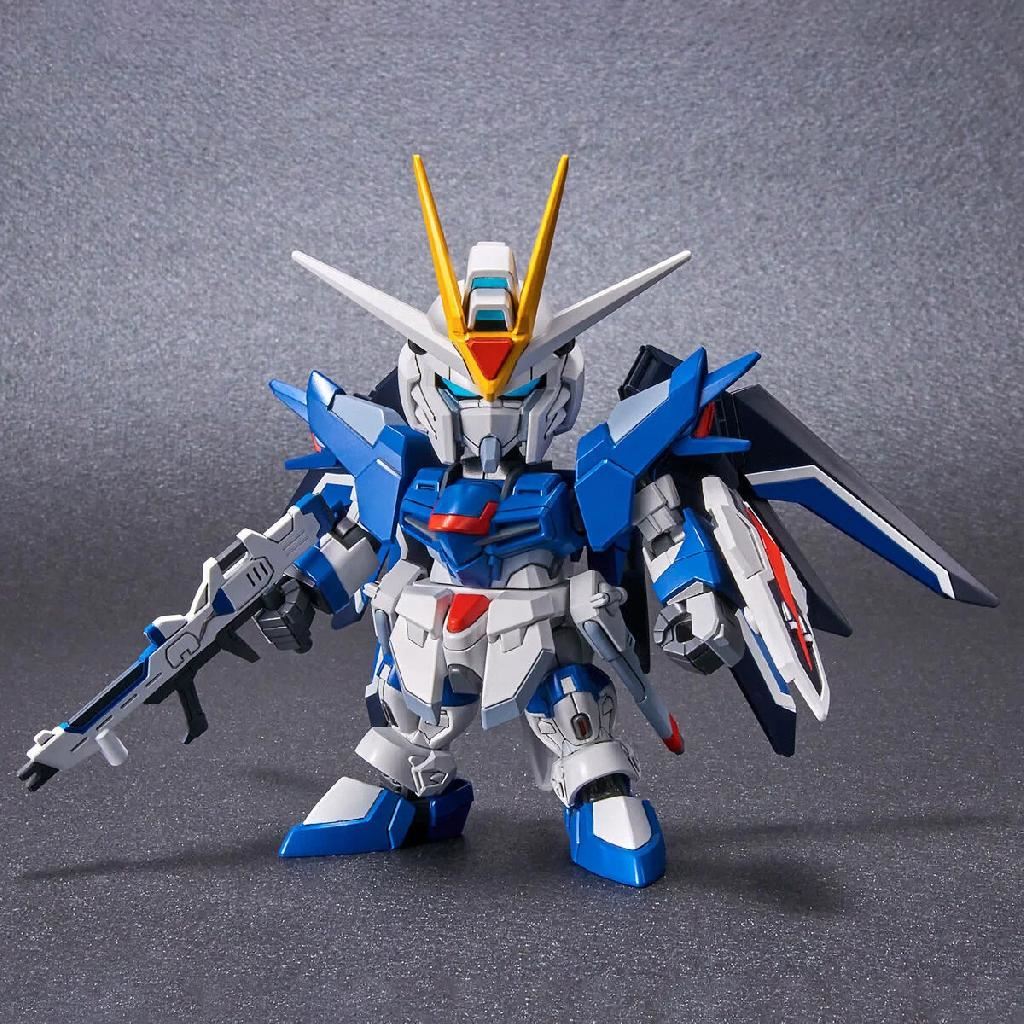 Bandai Hobby Sd Gundam Ex-Standard Rising Freedom Gundam