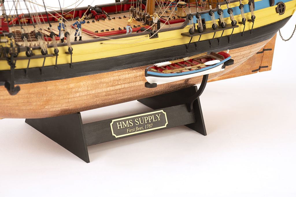 Artesania 1/50 Hms Supply First Fleet + Figurines