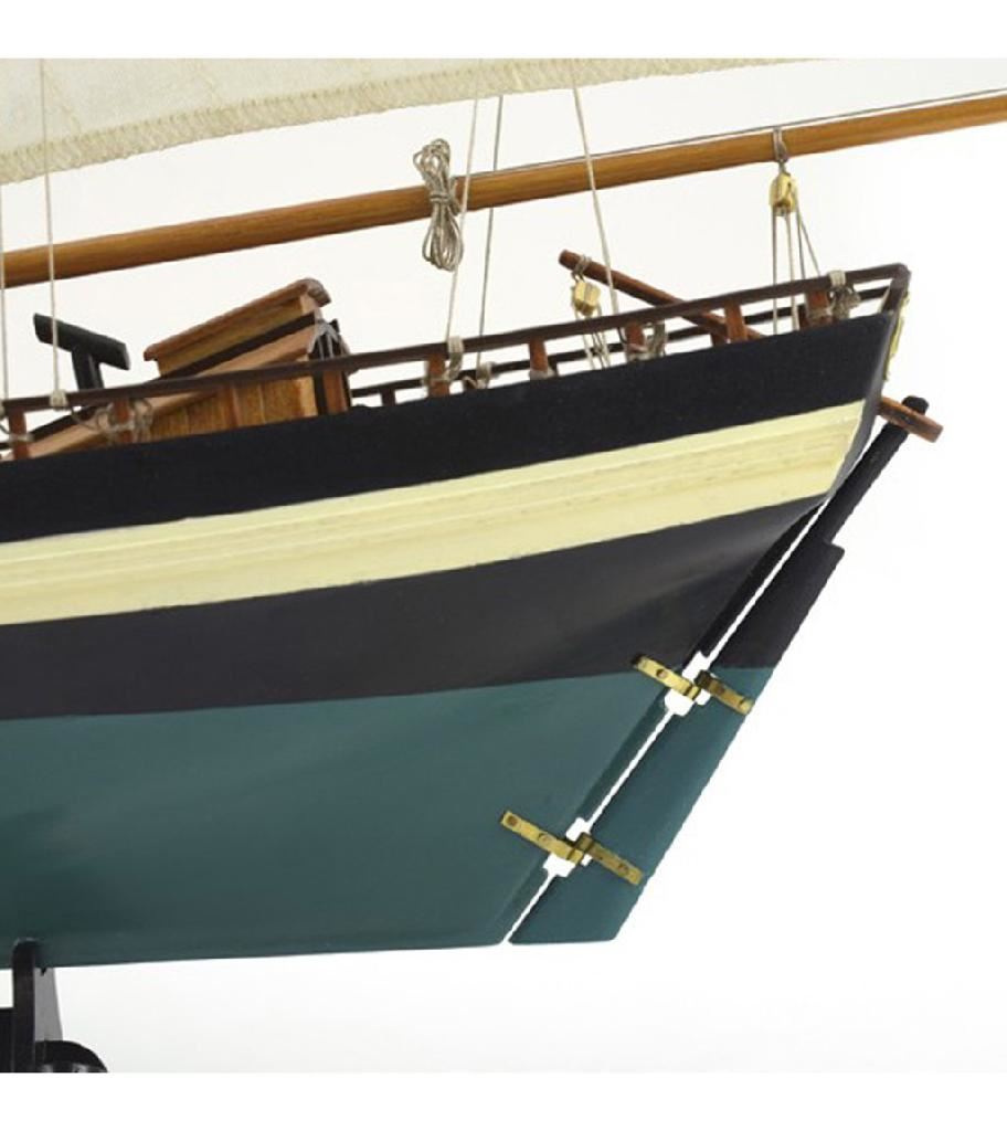 Artesania 1/40 VIRGINIA AMERICAN SCHOONER 2022 with stand