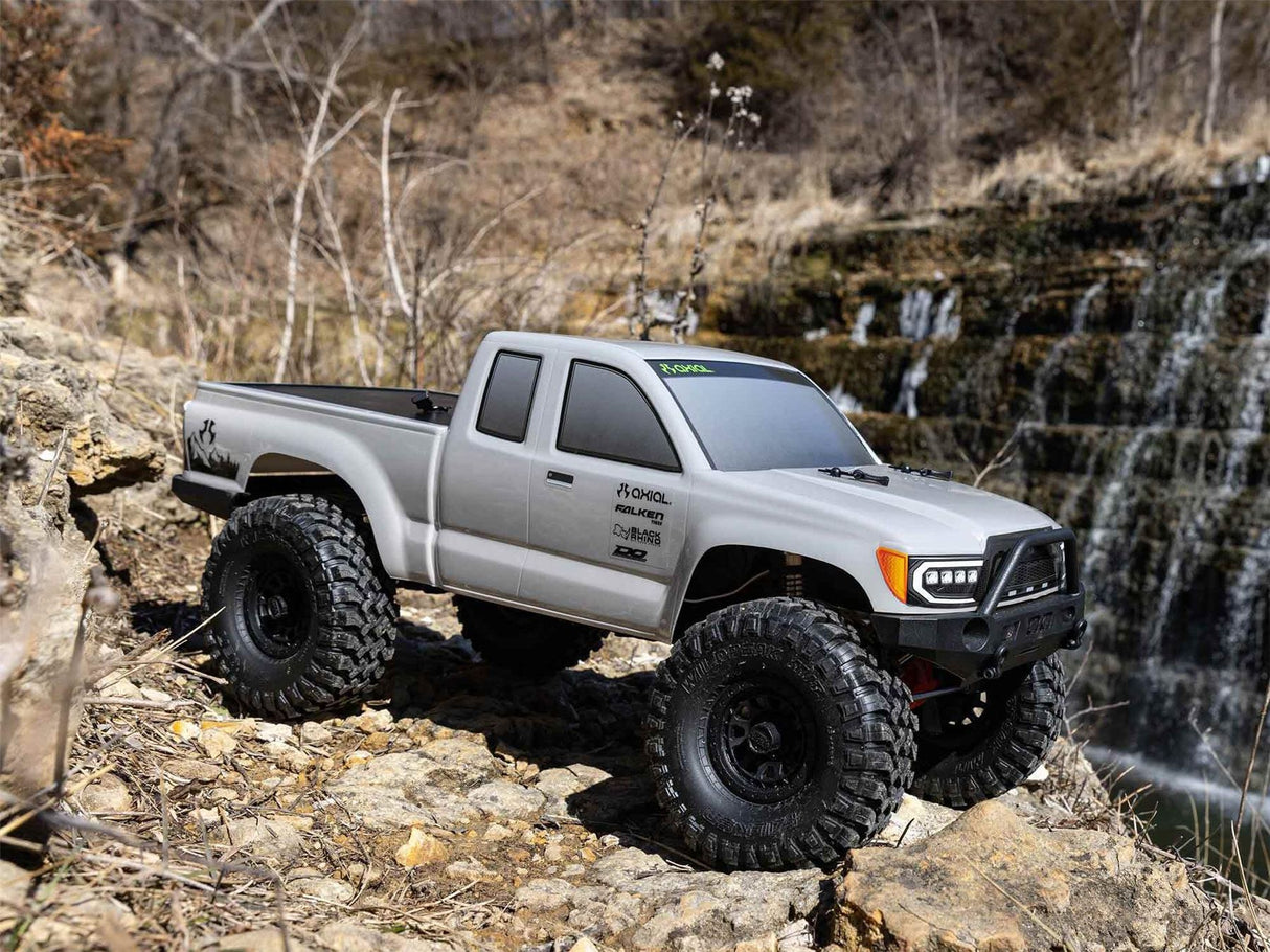 Axial 1/10 SCX10 III Base Camp 4WD Rock Crawler Brushed RTR, Grey