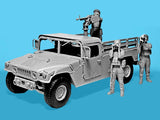 Icm 'Drone Hunters’ Humvee M1097A2 Cargo Carrier, Dshkm & Crew Figures)