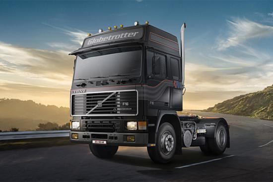 Italeri Volvo F-16 Globetrotter