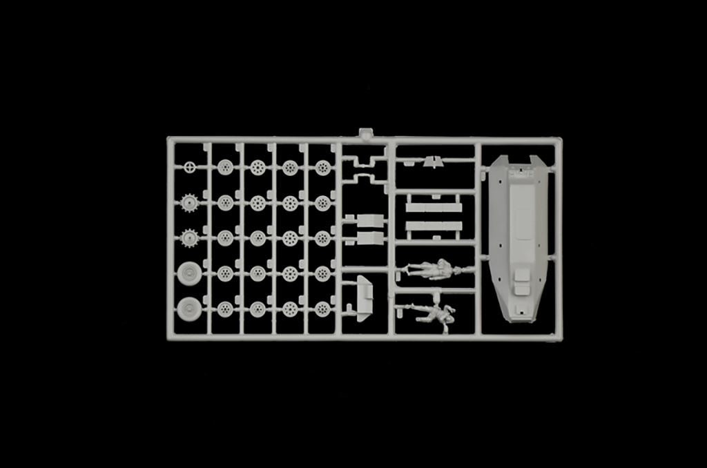 Italeri Sd.Kfz. 251/1 Stuka zu Fuss