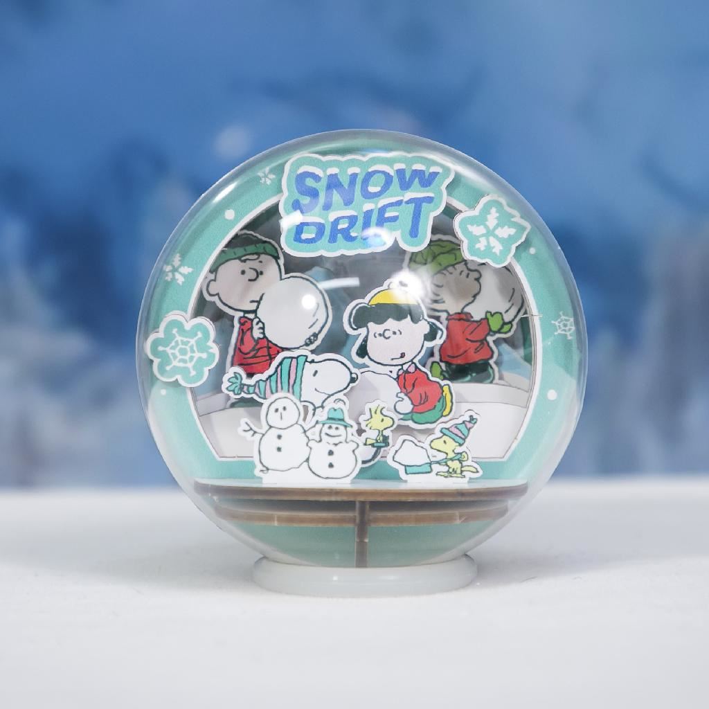 Puremind Peanuts™ Snoopy & Friends Snow Drift