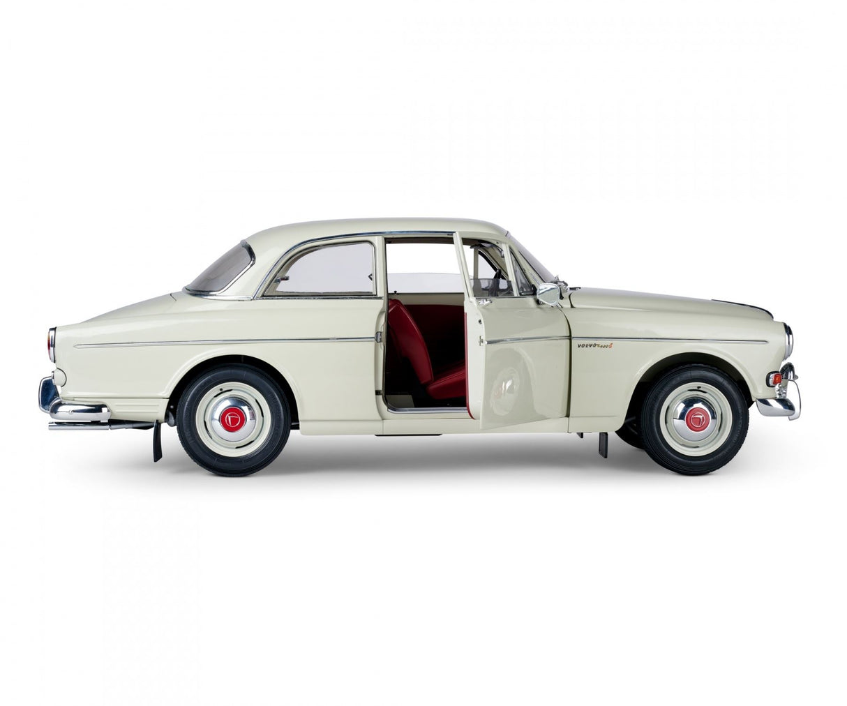 Ixo (Parent) Full Kit Volvo S122 Amazone 1/8 Scale Metal Kit