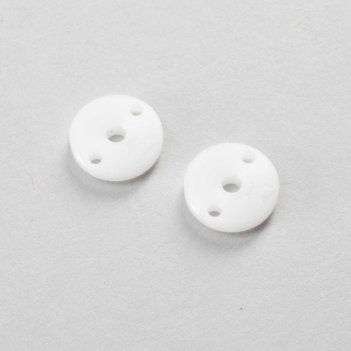 TLR Machined Shock Pistons, Thin, 2 x 1.7mm, G3 (2)