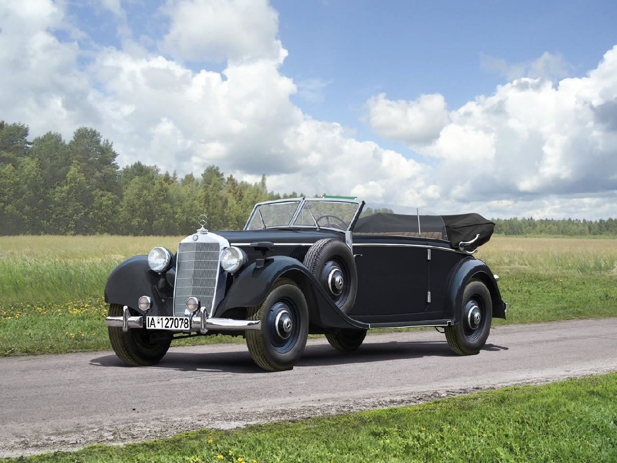 Icm Typ 320 (W142) Cabriolet, Wwii German Staff Car