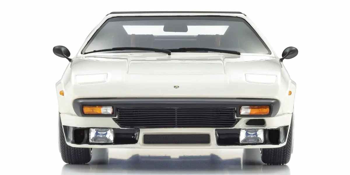 Kyosho 1:18 Resin Samurai Collection Lamborghini Silhouette White