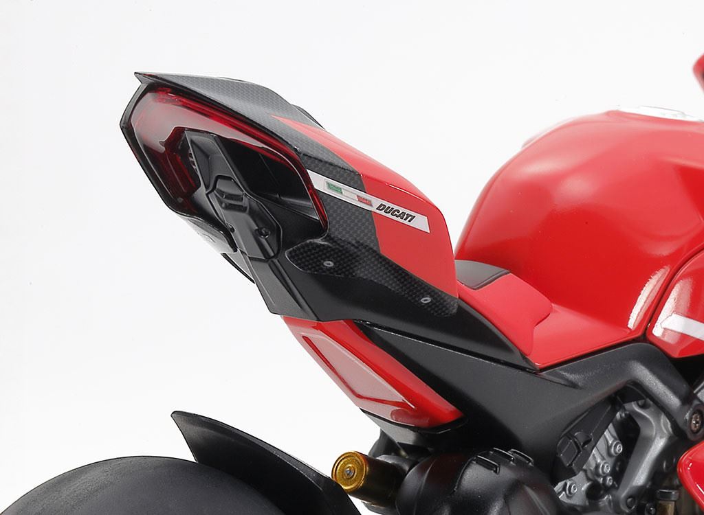 Tamiya Ducati Superleggera V4 With Racing Kit