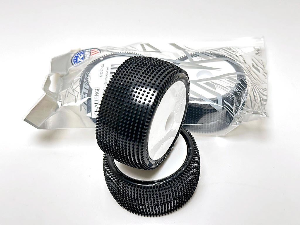 Jetko Challenger 1:10 Buggy 2.2 Rear Tyres Pre Mount Eos Medium (2)