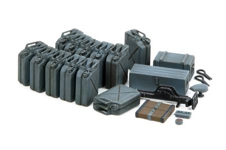 Tamiya 1/35 Jerry Can Set (Early)