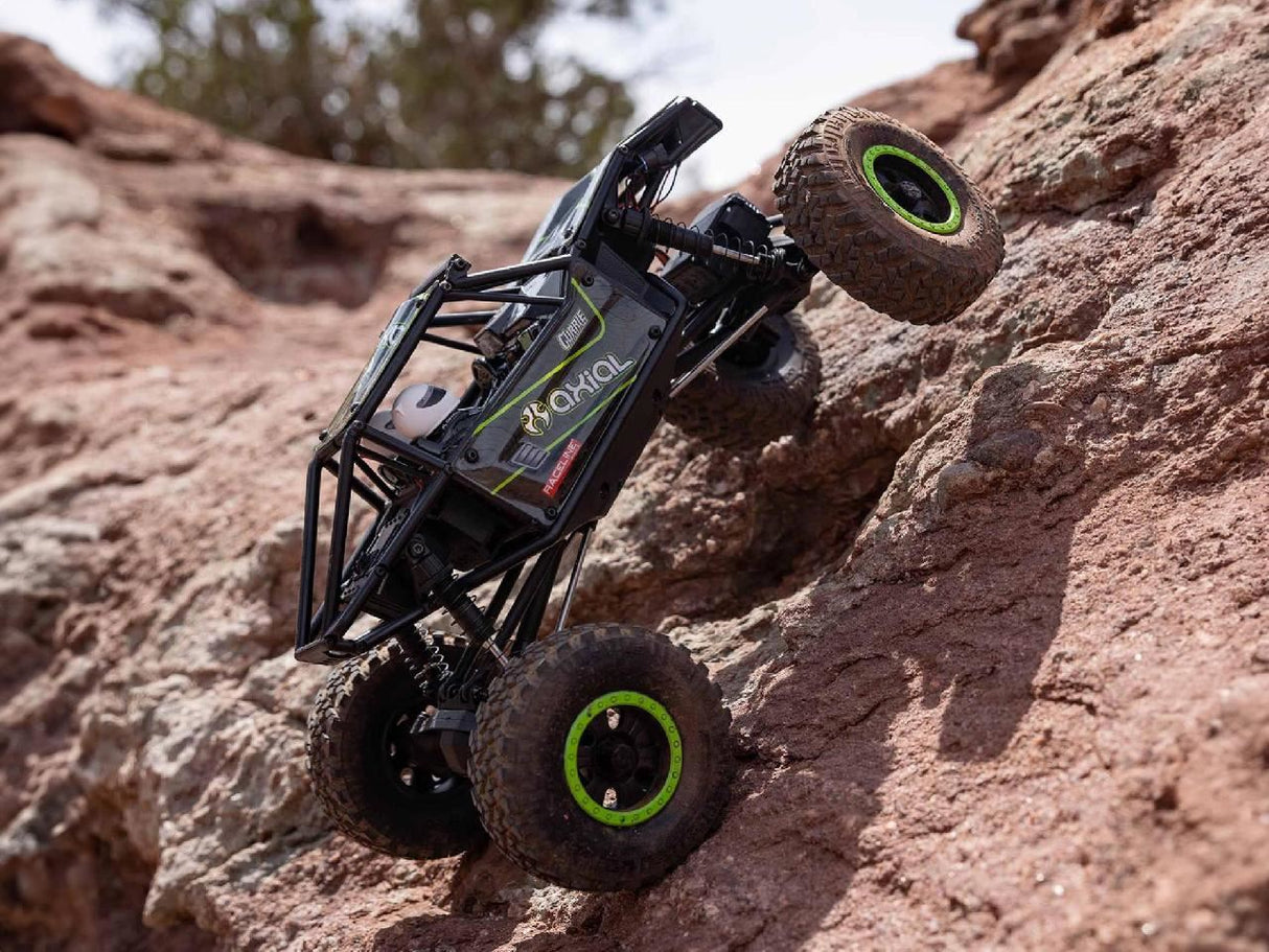 Axial 1/18 UTB18 Capra 4WD Unlimited Trail Buggy RTR, Black