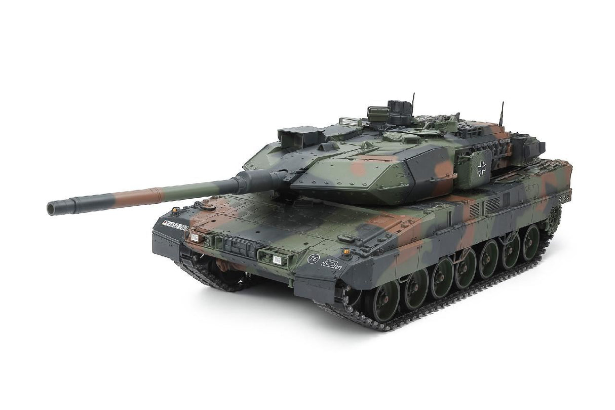 Tamiya R/C Leopard 2 A7V W/Option Kit