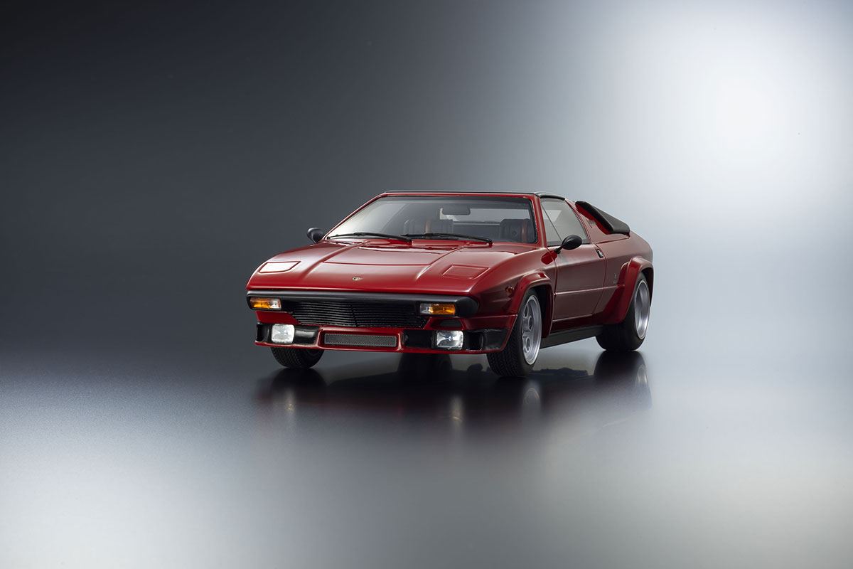 Kyosho 1:18 Resin Samurai Collection Lamborghini Silhouette Red