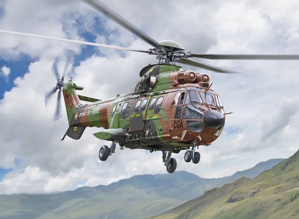 Italeri As332 Super Puma