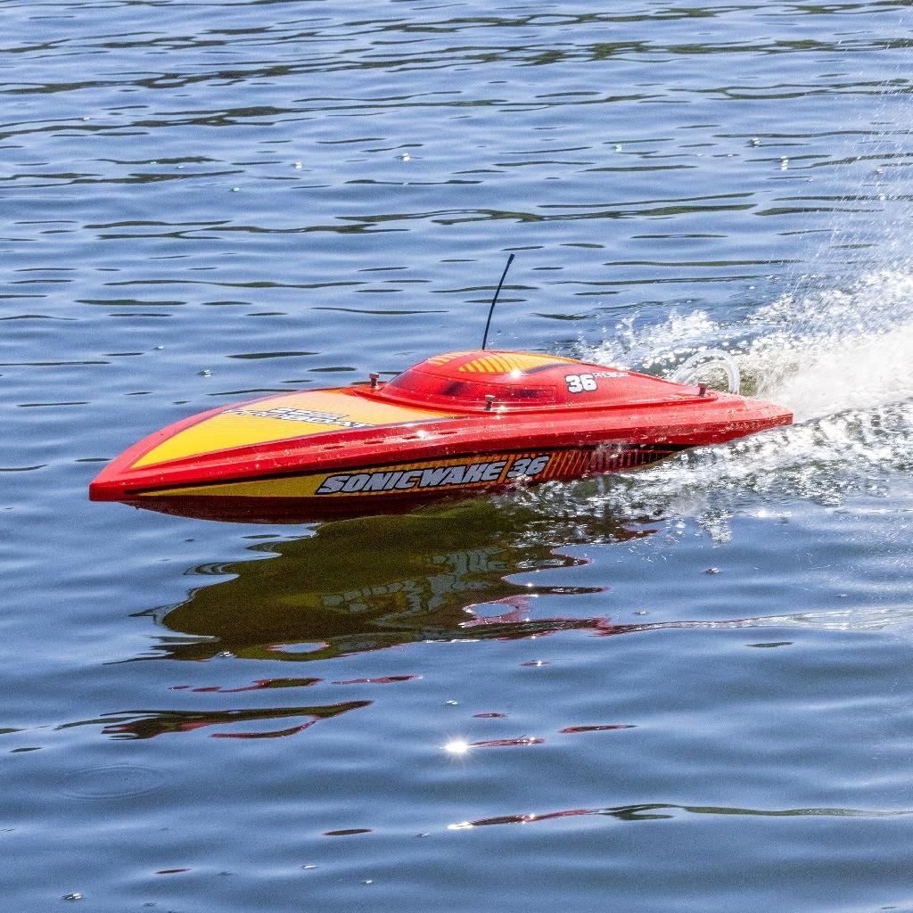 Proboat Sonicwake 36In V3 Self-Righting V-Hull Boat Rtr, Red